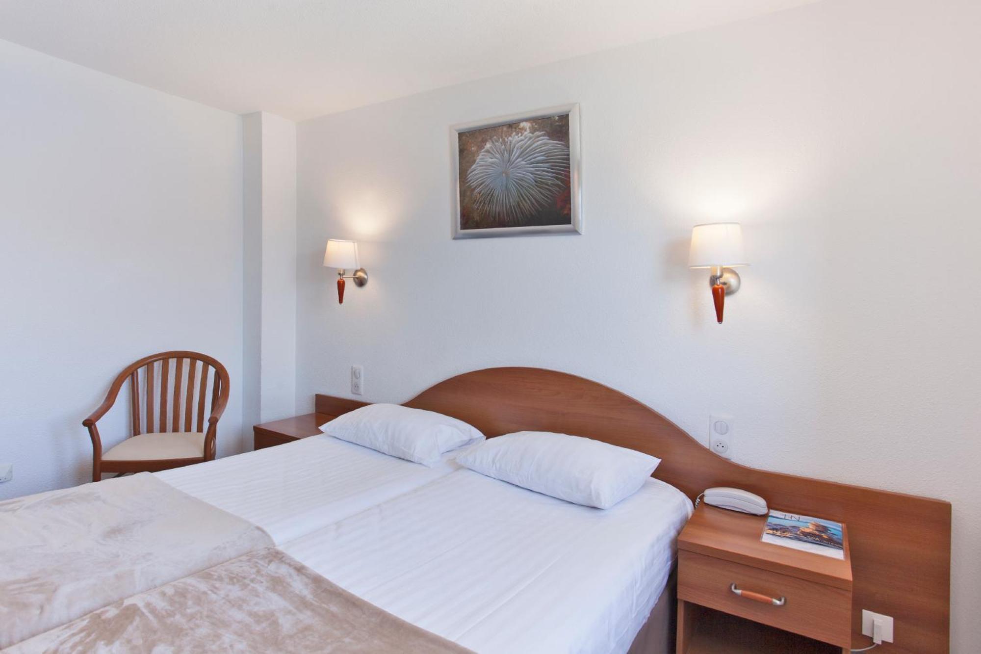 Le Neptune & Spa Propriano  Eksteriør bilde